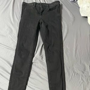 Black skinny jeans
